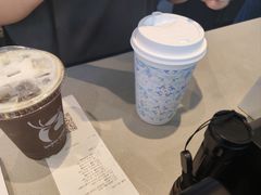 -瑞幸咖啡(凯德埃德蒙顿路店)