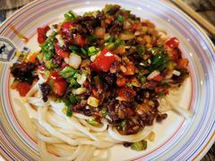 -歹歹的加个面过油肉拌面