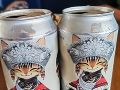 毛尖啤酒-包整·丝娃娃(一览甲秀楼风景店)