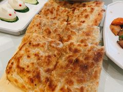 加酥牛肉饼-桐花凤正宗香河肉饼店(绣水街店)