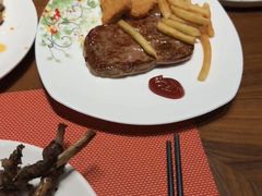 -以岭健康城·凯旋门大酒店-怡梦音乐西餐厅
