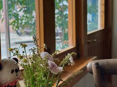 -In Cafe隐食研室
