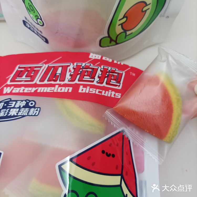 西瓜口味的曲奇居然真的能感觉得到西瓜的清新。