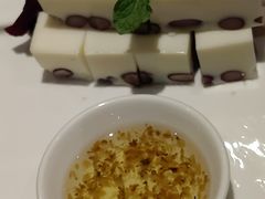 鲜奶红豆糕-燕春楼(海河华鼎店)