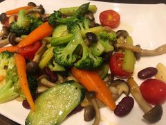 橄榄油炒时蔬-悦享绿山墙西餐厅