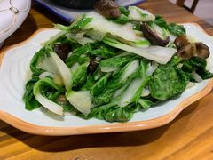 香菇青菜-新农村小院(北外滩水城第六街区店)