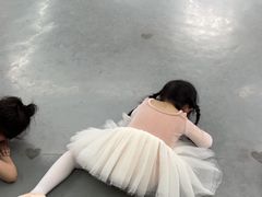 -Isee灰姑娘国际儿童艺术中心(BHGMall店)