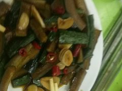 -萨宁音登锡伯风味餐厅(一楼店)