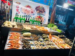 -六合夜市