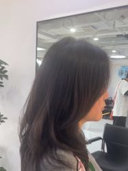 -V7 HAIR SALON