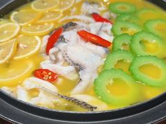 -山城外·非遗酸菜鱼(蜀都万达店)