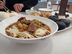 -李与白包子铺(桐梓林店)