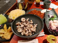 -谭鸭血老火锅(龙湖宝山天街店)