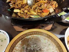 -富正毅三下锅·湘西韵味(天门山索道店)