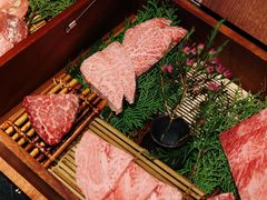 -山川小町·极番烧肉(新地假日广场店)