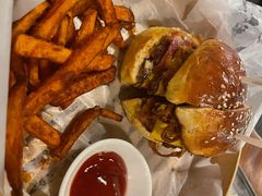 -Twin Tails Brewpub双尾精酿餐吧(八坼店)