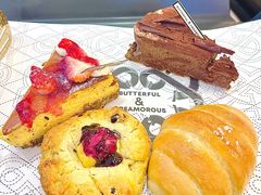 -BUTTERFUL&CREAMOROUS 黄油与面包(中山公园龙之梦店)