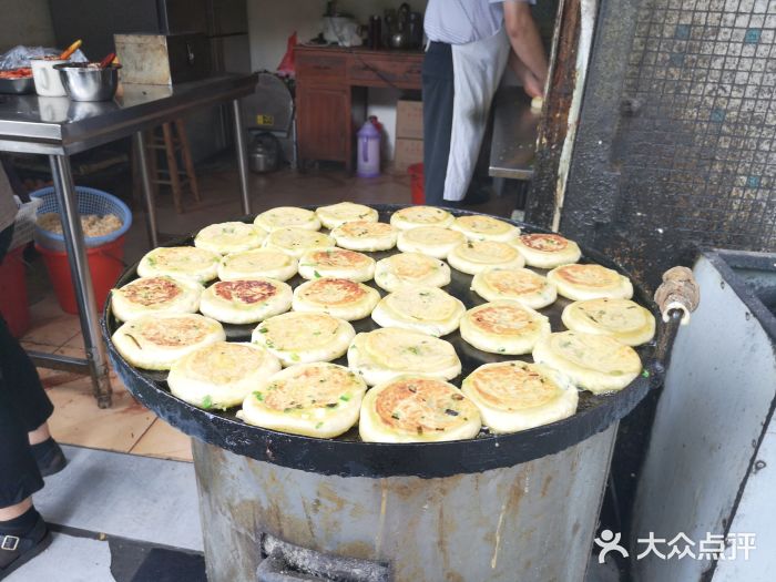 兰苑叶记火烧(兰苑店)鸡蛋火烧图片
