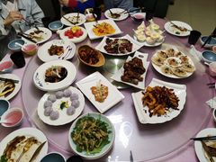 -忘忧草融合私房菜(红鼎国际店)