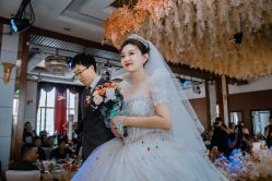 -喜喜婚纱HAPPINESS STUDIO奢定馆(海淀体验馆)