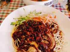 烧羊肉花椒汆儿面-鼓楼吃面·肉啃肉(南锣鼓巷店)