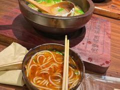 -良米山·云南野生菌过桥米线(上海首店)