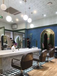 -逸丝风尚专注烫染