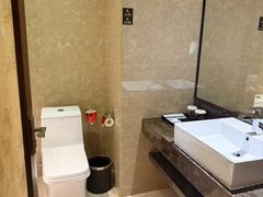 -新海利大酒店(拱北口岸店)