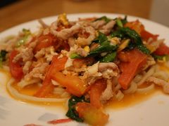 番茄鸡蛋面-陈八两面家(华孚写字楼店)