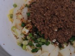 油泼肉酱面-小二面店