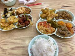 -晓宇盒饭(民安街店)