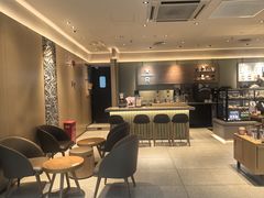 -星巴克臻选(上海中环广场2F店)