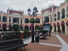 -佛罗伦萨小镇广佛名品奥特莱斯(疏港路店)