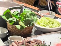 -三出山火锅(南京万象天地店)