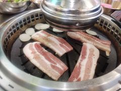 厚切黑五花肉肉-玄希浪漫厨房·韩料烤肉(湖滨银泰in77店)