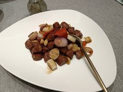葱柏黑椒牛肉粒-俏陵轩·南京本土菜(奥体博览中心店)