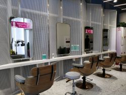 -PE SALON 