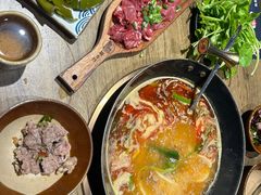 -贵厨酸汤牛肉(花果园国际中心店)