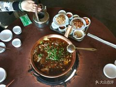 -朝伟清真铜瓢牛肉馆(三十年老·店)