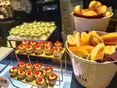 -东方明珠·空中旋转餐厅