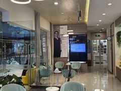 -维乐口腔(美维云门诊陆家嘴店)