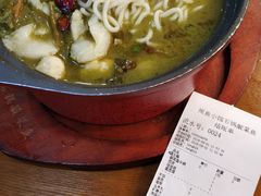 -周鱼小馆石锅酸菜鱼(活力汇店)