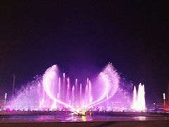 -东港音乐喷泉广场