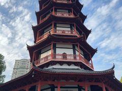 -绳金塔