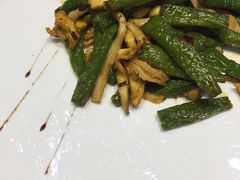 -菩提树·素食餐厅(汇智国际商业中心店)