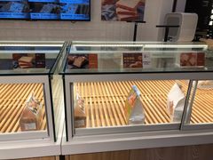面包甜点陈列柜-爸爸糖吐司面包(重庆解放碑英利大融城店)