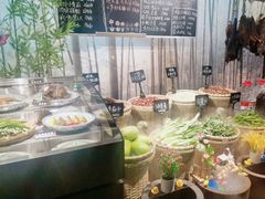 -洞庭土菜小炒馆(易发广场店)