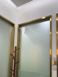 -苗医生专业祛痘·皮肤管理