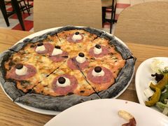 -城市大道红炉披萨烘焙坊