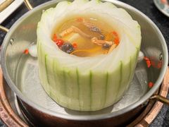 滋补养生大冬瓜锅-得意咚瓜·顺德鱼生·冬瓜火锅(深圳首店)